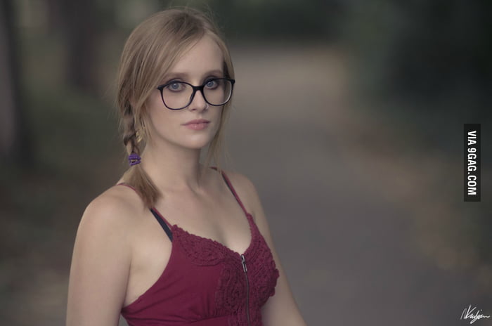 Side-braid and glasses