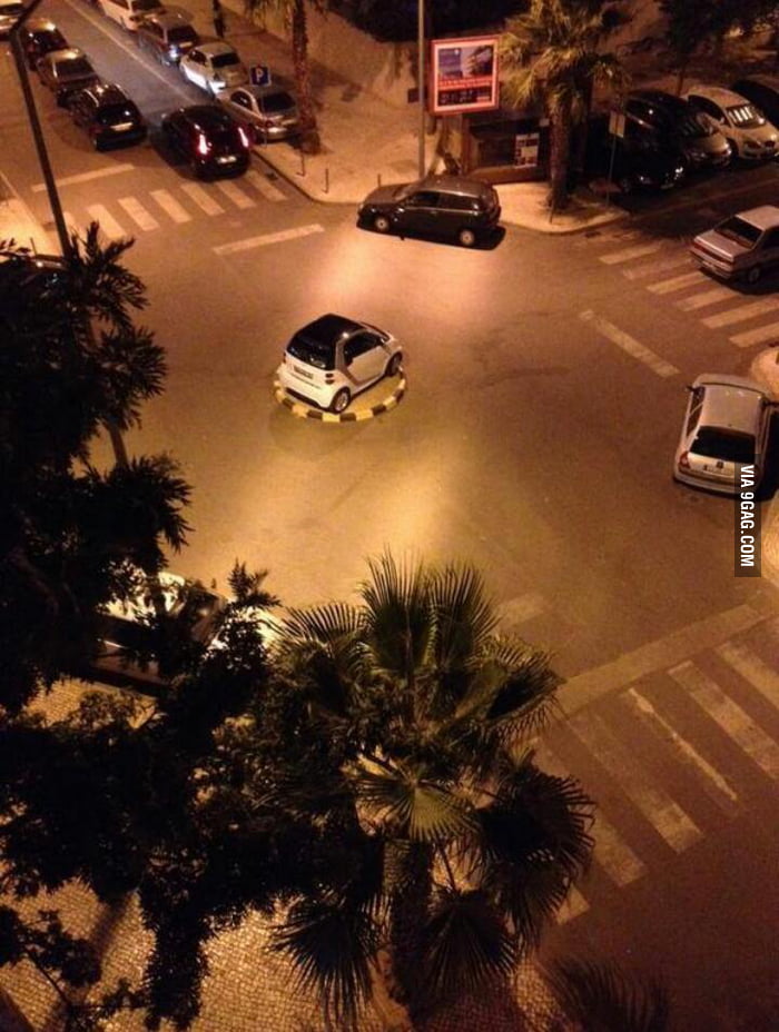 http://img-9gag-fun.9cache.com/photo/aKBG3M6_700b.jpg
