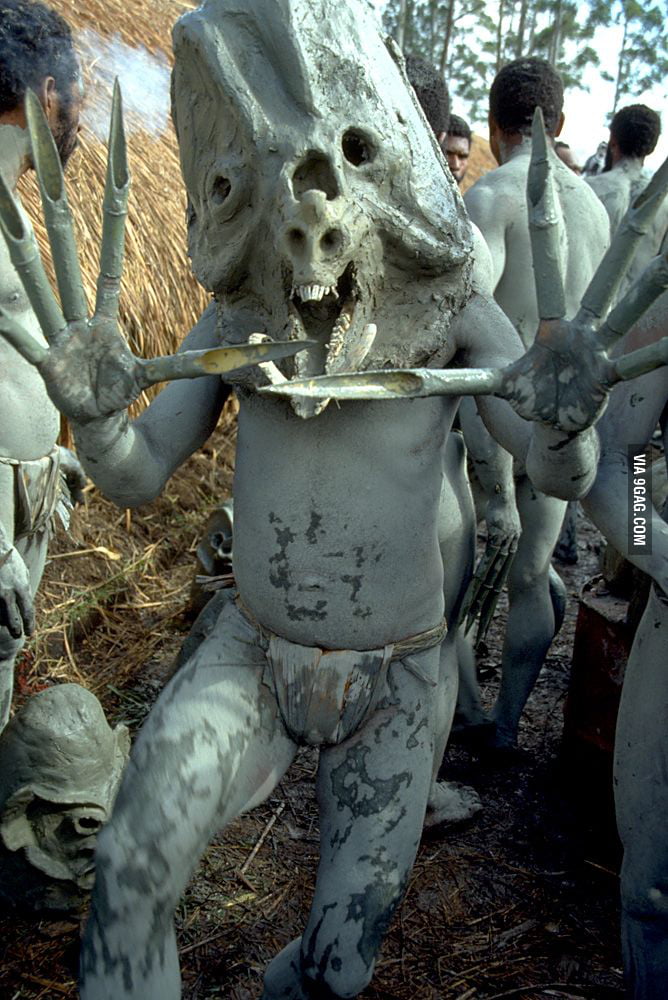 The Asaro Mudmen Of Papua New Guinea Have Some Terrifying Masks Gag