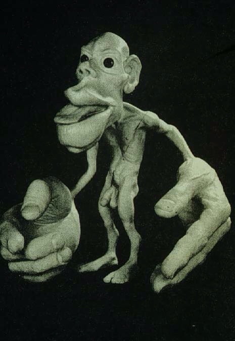 An image with the body proportions representing our tactile sensibility on the skin.