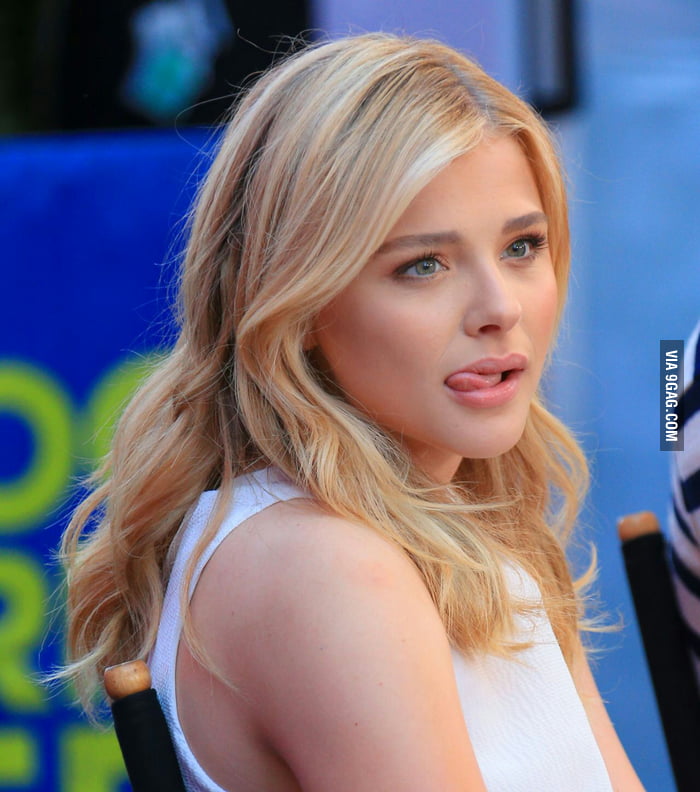 Not Emma but Chloe is my queen