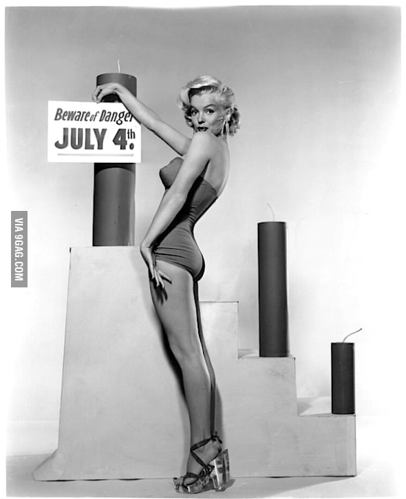 Marilyn Monroe wishing you all a happy Fourth of July (1953).