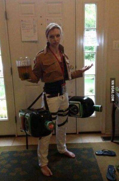 Attack on Titan Cosplay LVL German 9GAG