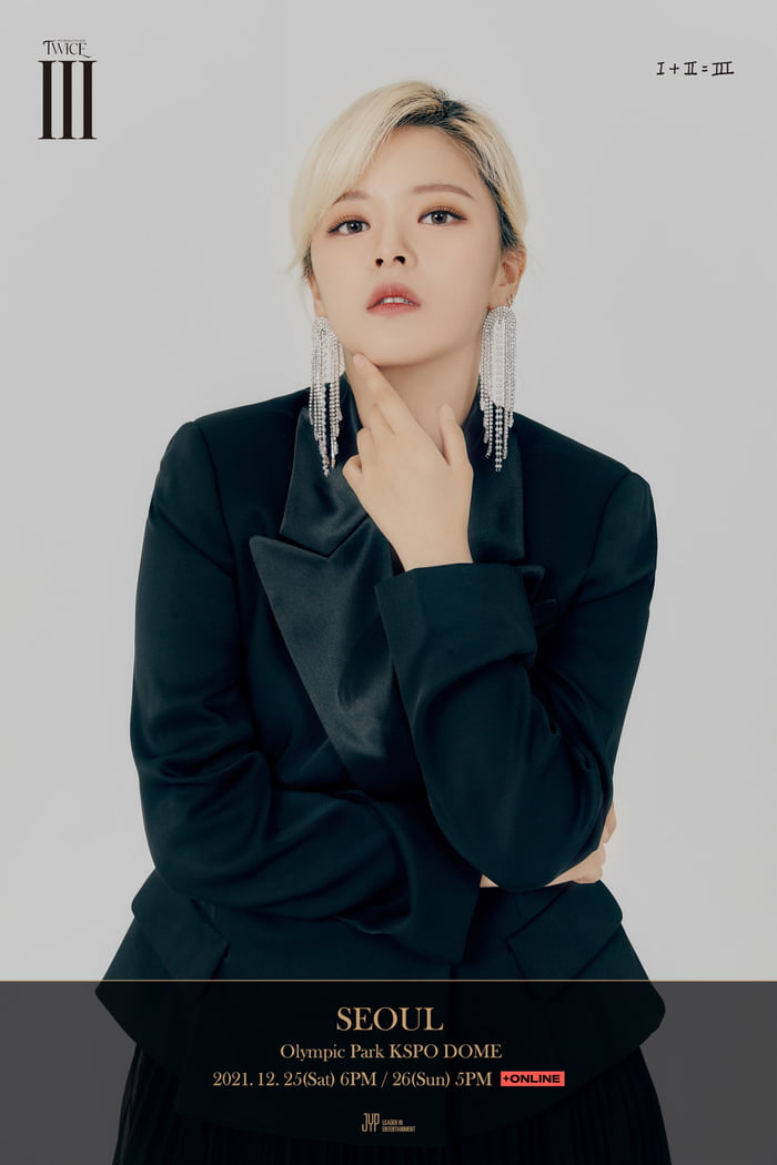 Photo : 211221 - Jeongyeon