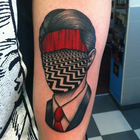 Tattoo uploaded by Sara Iuso • ...design inspired by Twin Peaks... 