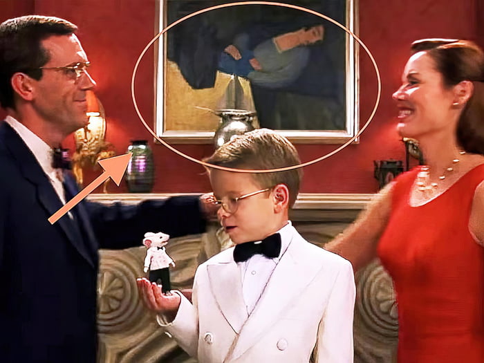 In 2009 while watching Stewart Little (1999), Hungarian art historian Gergely Barki, saw the