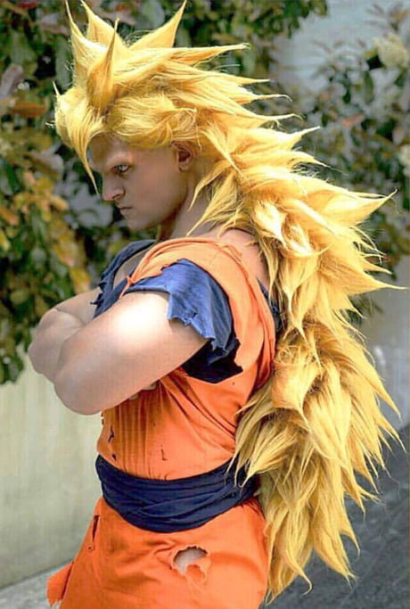 Super saiyan 3 cosplay lvl over 9000 9GAG