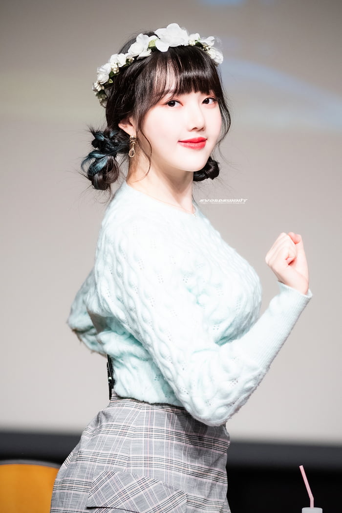 Photo : GFRIEND - Yerin