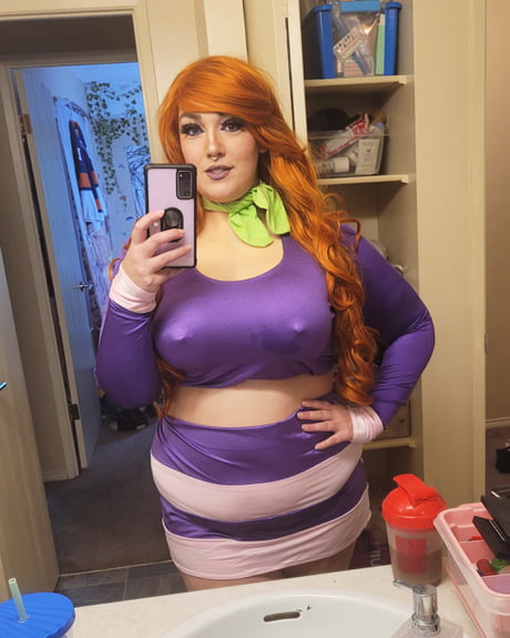 Daphne is looking for her Velma
