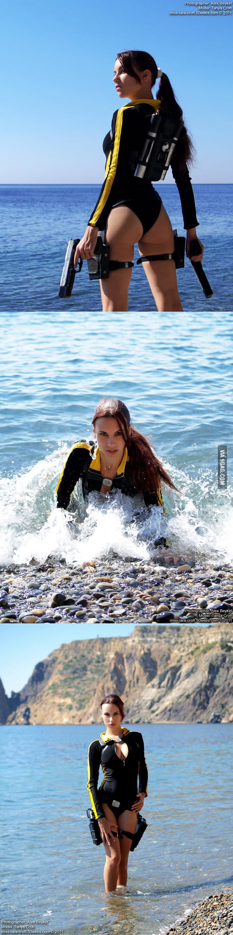 Lara Croft (wetsuit) - 9GAG