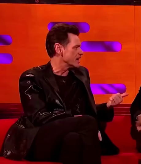 Jim Carrey makes fun of Margot Robbie in the most unusual way