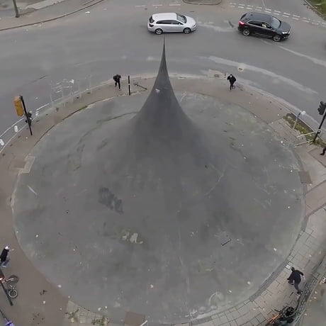 Could you climb this unclimeble con
