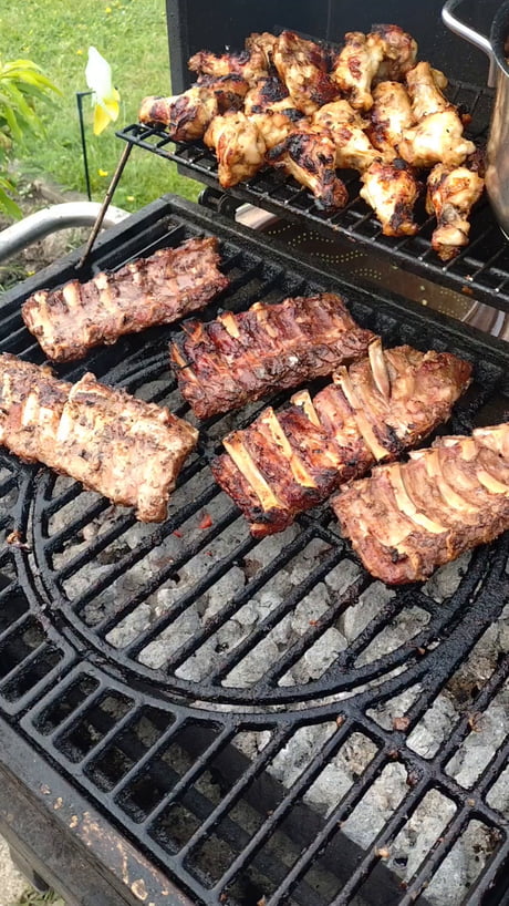 My 2nd attempt: 24h spare ribs sous vide. What does the council of men say?