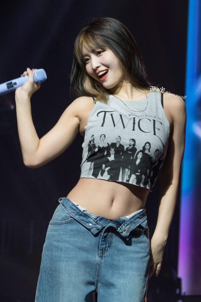 Photo : Momo - TWICE