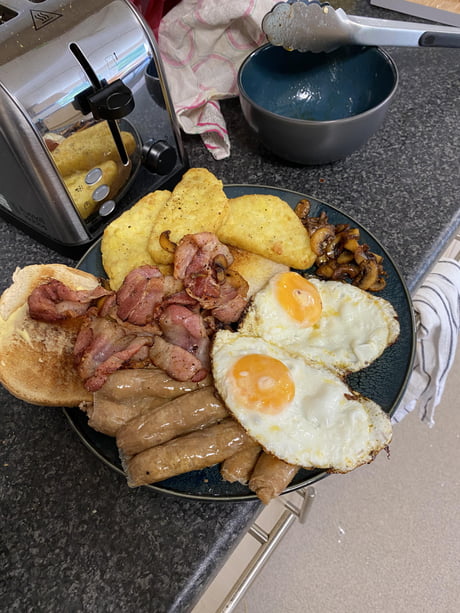 Full English Who Said Uni Meals Were Bad Ahah 9gag