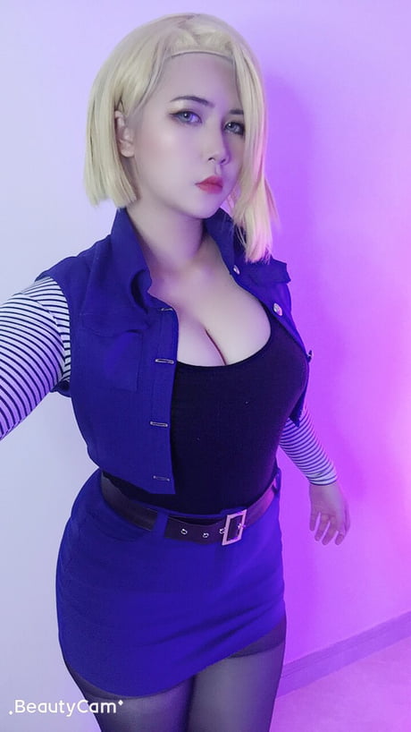 Android 18 cosplay by UyUy 9GAG