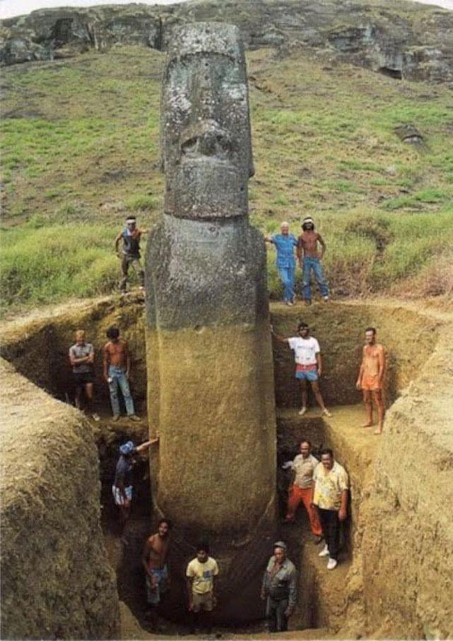 As cabeças moai na Ilha de Páscoa têm torsos sob suas cabeças