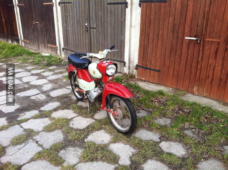 So I heard you love bikes. This is my old Simson Star from 1975. - 9GAG