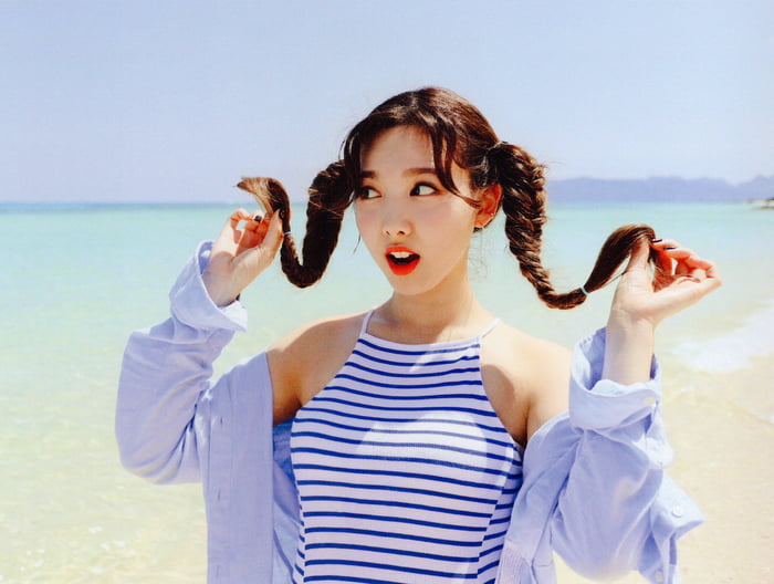 Photo : Nayeon