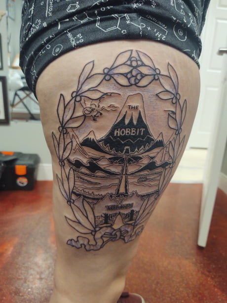 Finally got the Hobbit Tattoo I've been wanting. 2nd session needed to do  color. - 9GAG