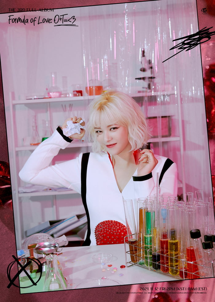 Photo : 211103 - Jeongyeon