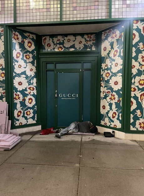 The Gucci store in Detroit - 9GAG