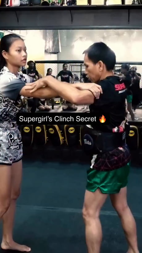 I can feel the impact by watching her kick