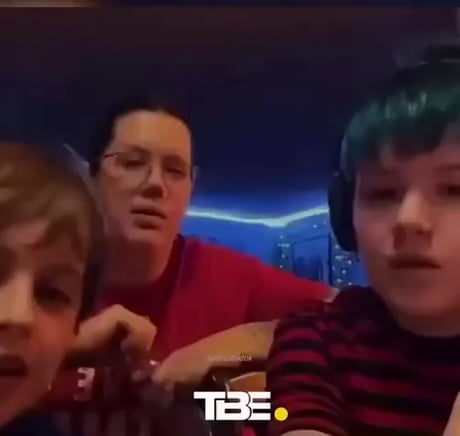 Boy exposed his mother's Munchausen syndrome by proxy on live stream