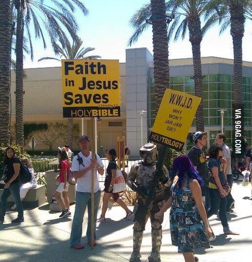 How Star Wars fans reacted to religious protestors at "Star Wars