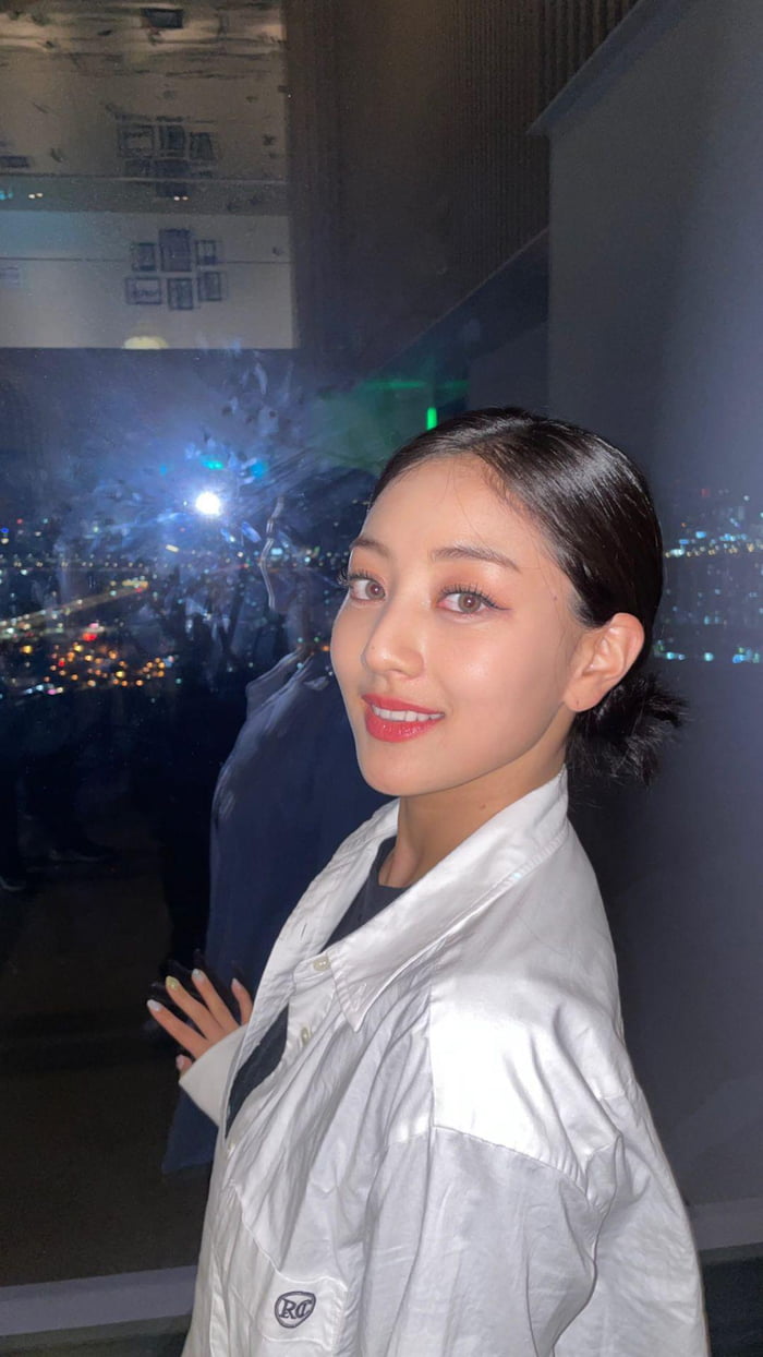 Photo : Jihyo Instagram story update - Beautiful Jihyo