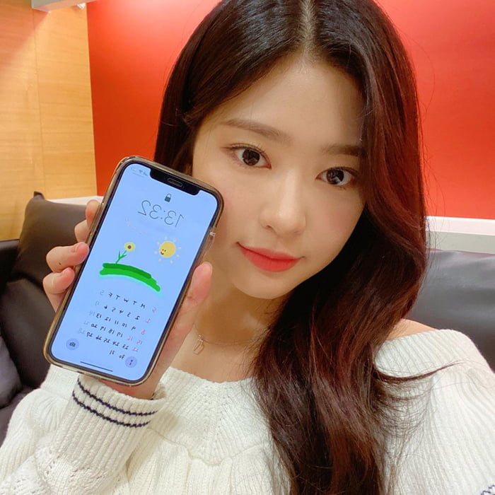 Photo : 210831 Kim Minju Twitter Update