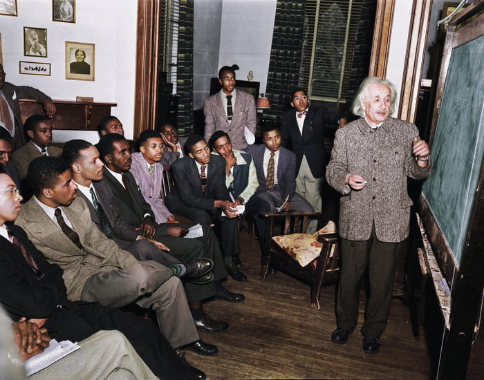 Albert Einstein teaching physics to a class of young black men at Lincoln University (1946)