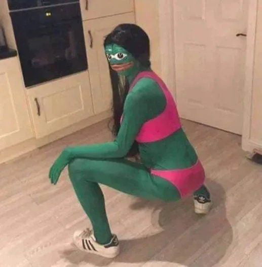 Give me your darkest and cursed pics and gif