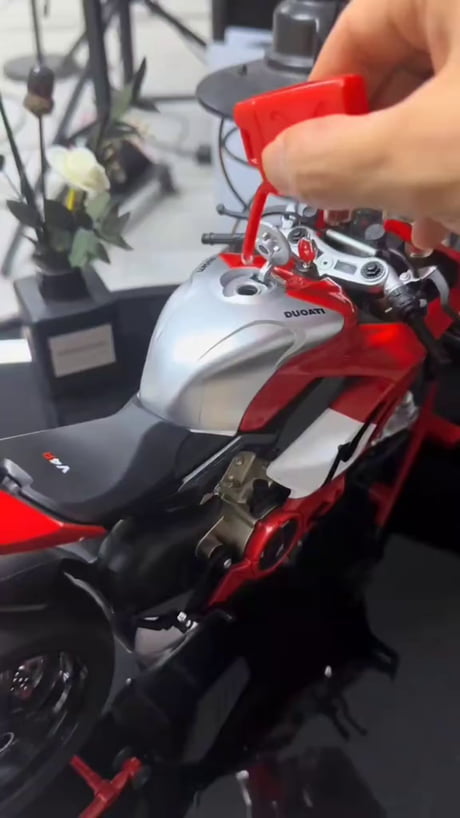 A rare ducati that doesn't break down...
