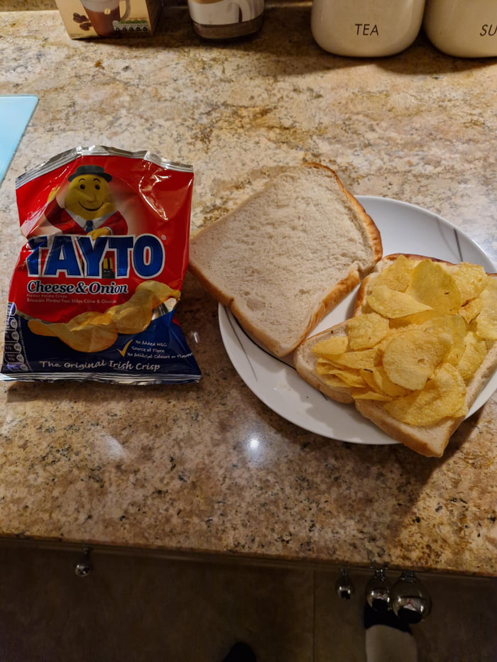 do-any-other-countries-eat-crisp-sandwiches-or-is-it-just-the-irish-9gag