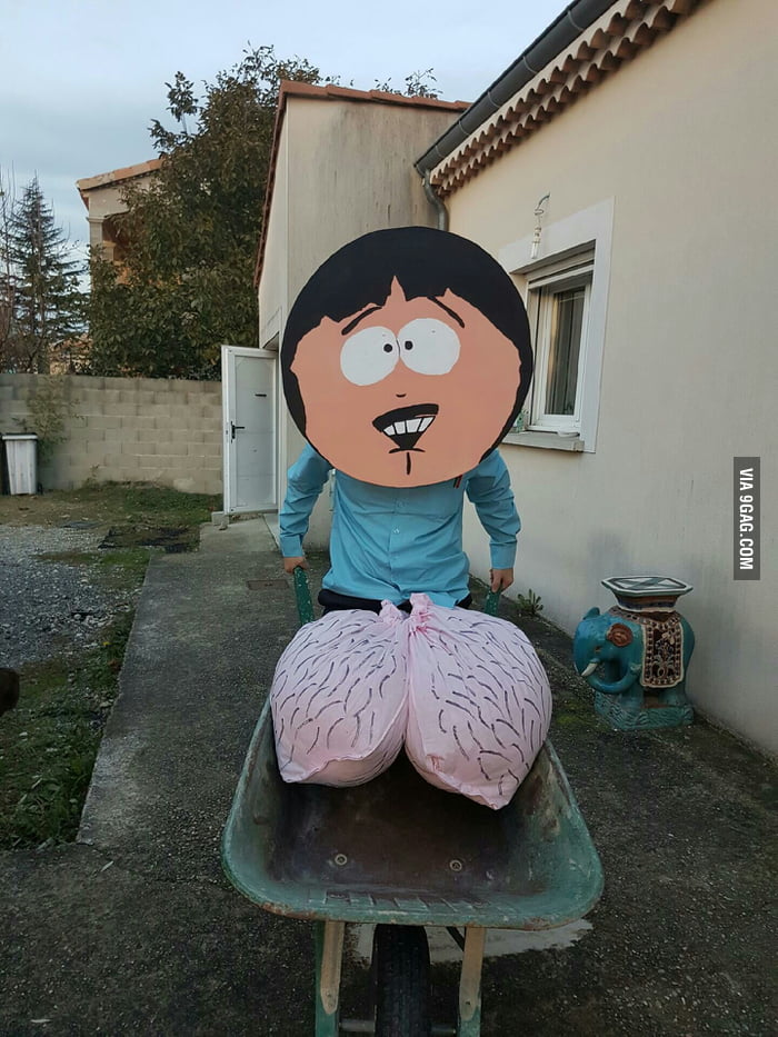 So my friend goes at our friend's birthday party as Randy Marsh - 9GAG