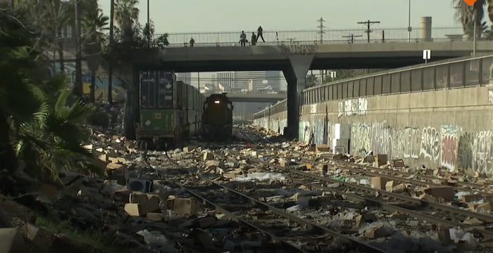 Look at this poor third world country.... Oh no, wait, it's just Los Angeles, never mind.