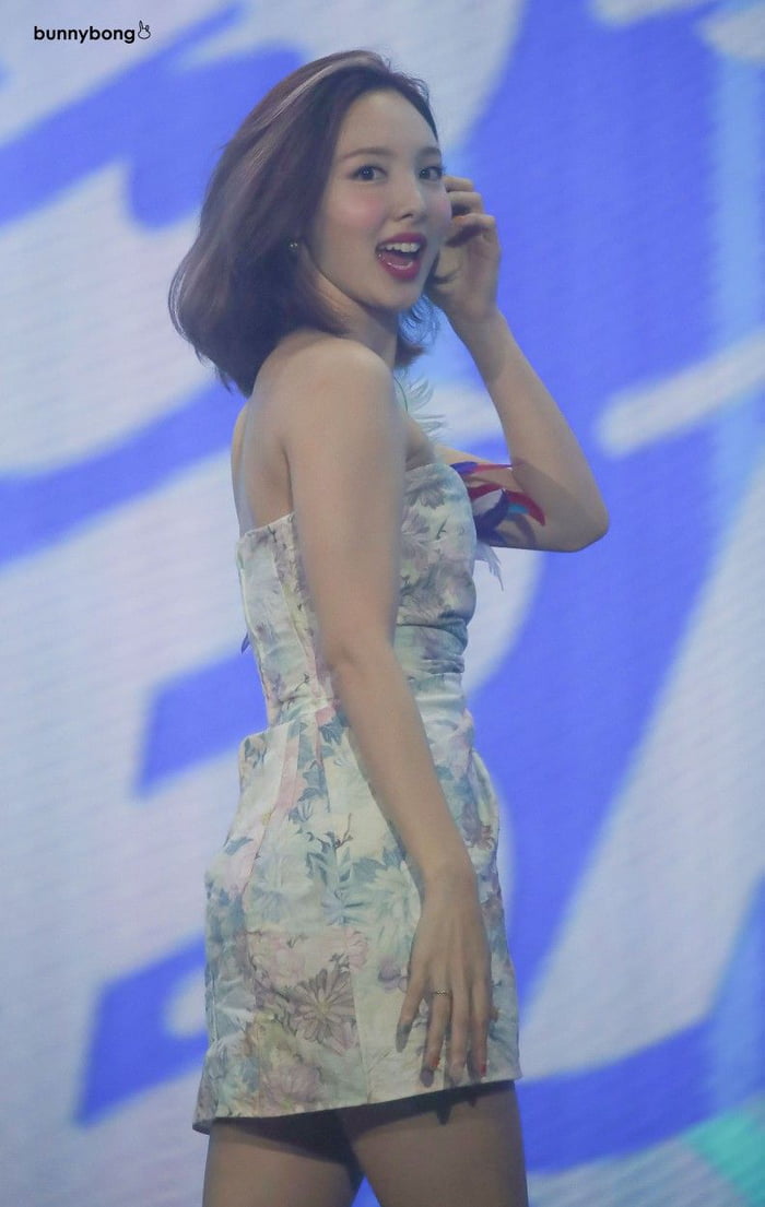 Photo : Nayeon
