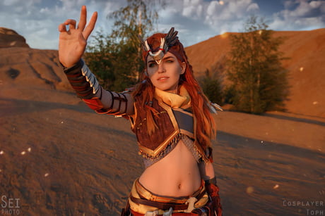 Stunning Cosplay of Aloy From HORIZON ZERO DAWN Created by