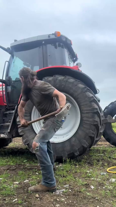 Change a tractor tire