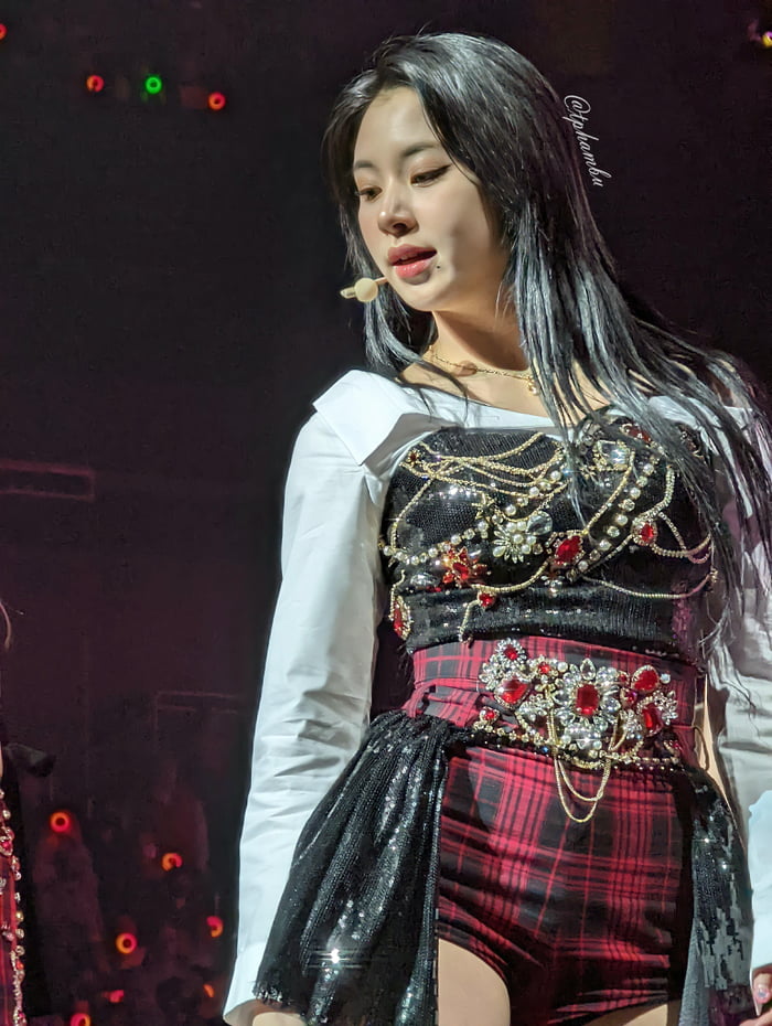 Photo : Stunning Chaeyoung