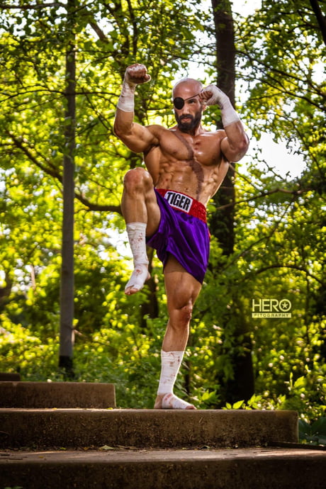 Sagat from Street Fighter cosplay by Thousand Faces Cosplay 9GAG