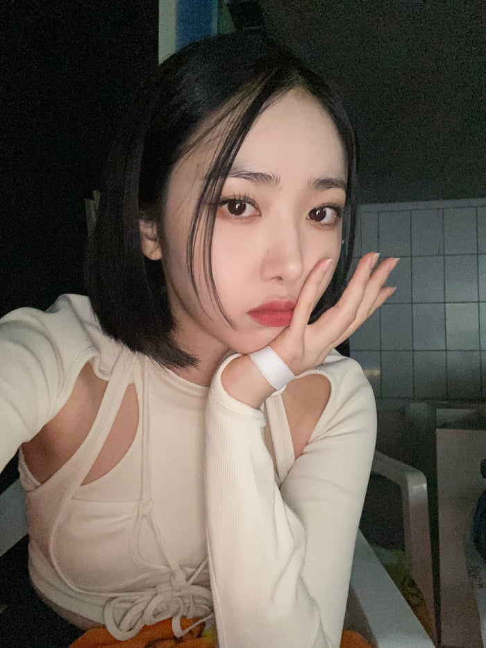 Photo : SinB Weverse Update
