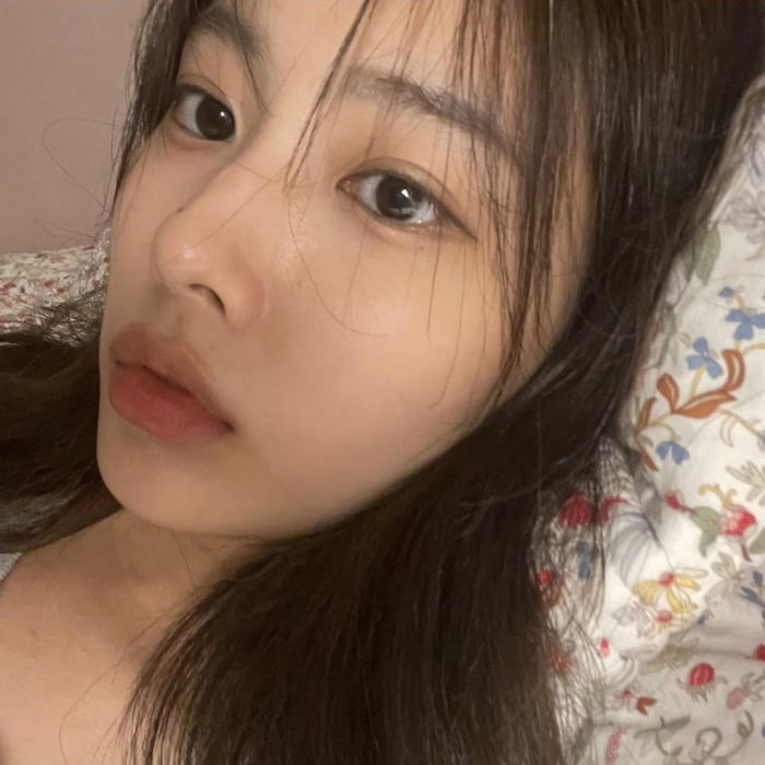 Photo : 210921 Kang Hyewon Instagram Story Update