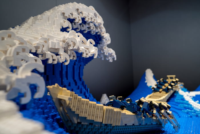 Japanese Artist Creates 3D LEGO Version Of 'The Great Wave Off Kanagawa ...