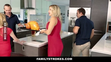 Look at the turkey ( only in porn) - 9GAG