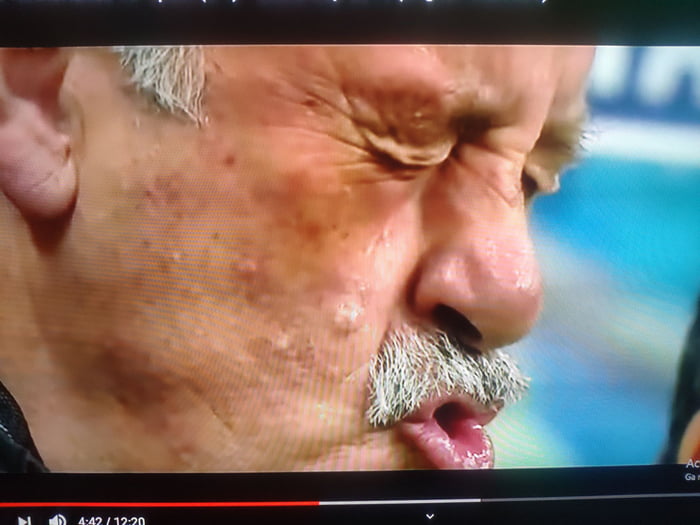 Just found the "oof" guy, turns out he was the Spanish football coach when van Persie scored the