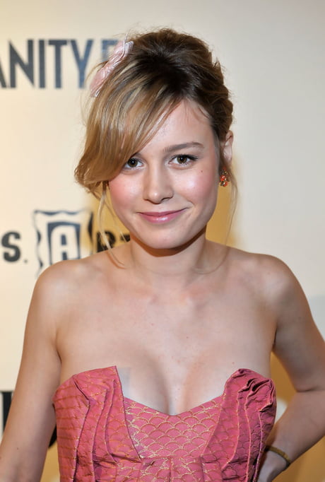 Brie Larson's perfectly round tits - 9GAG