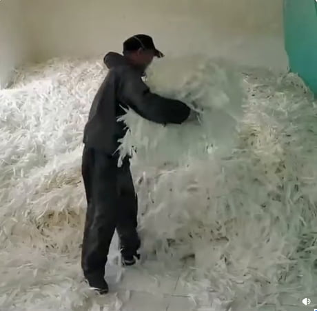 It's 3 am... perfect time to post the process of making badminton shuttlecocks...