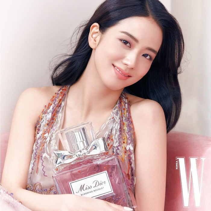 Photo : Jisoo for WKorea